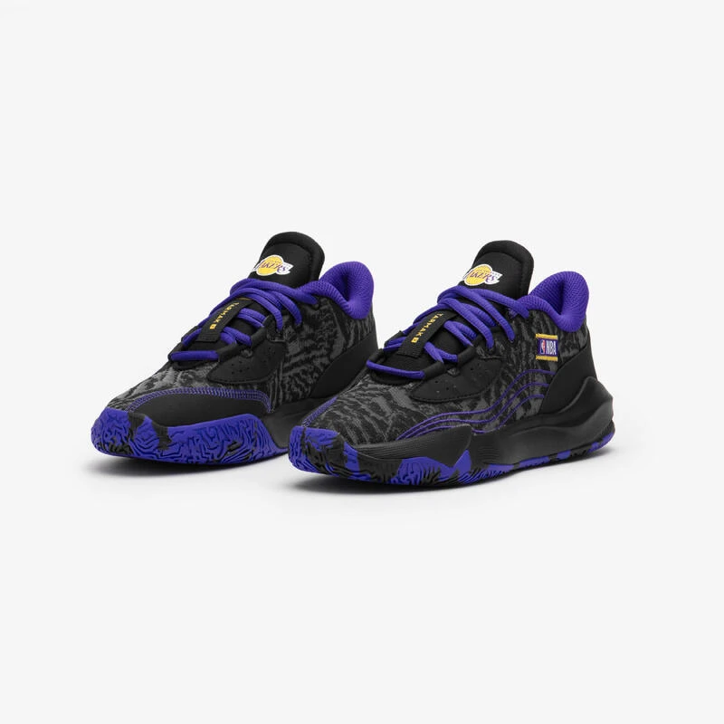 Chaussures De Basketball NBA Lakers Enfant - FAST 900 LOW-1 Noir 7 Chaussures De Basketball NBA Lakers Enfant - FAST 900 LOW-1 Noir – Image 5