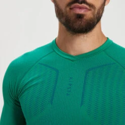 Kipsta SOUS-VETEMENT THERMIQUE HAUT MANCHES LONGUES ADULTE VERT KEEPDRY 500 -Sports De Balle sous vetement thermique haut manches longues adulte vert keepdry 500 4